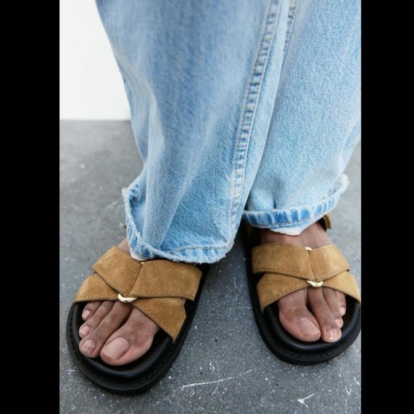 Zara suede Sandals - Picture 2 of 3